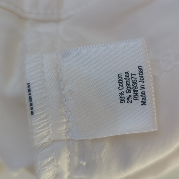 NWT St. John's Bay Mid-Rise Secretly Slender Pocket Shorts 14 White 5" Inseam - Picture 7 of 16